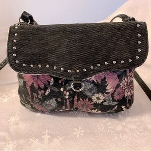 Sakroots Crossbody Handbag Textile Floral Print NWOT Gorgeous